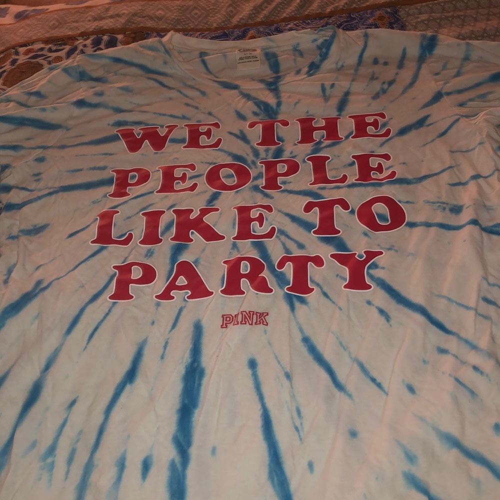 Victoria’s Secret PINK short sleeve shirt